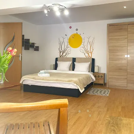 Sun In Old Town Center