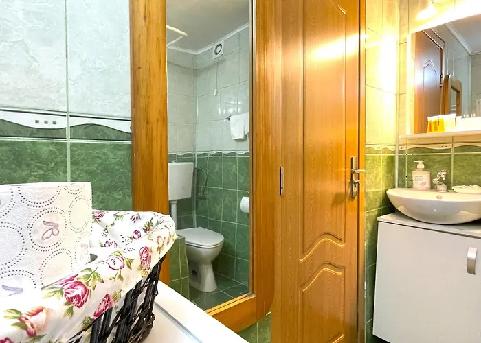 Sun In Old Town Center Brassó